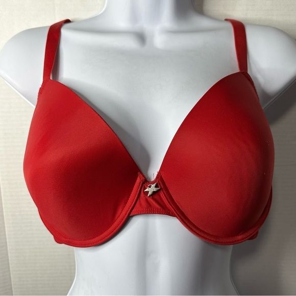 Frederick's of Hollywood Other - Fredericks of Hollywood Sz 40 Red Bra